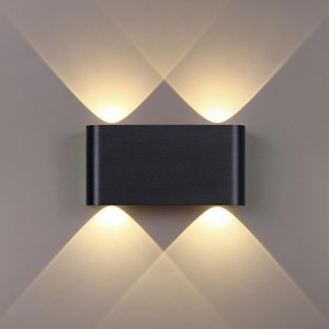 Настенный светильник Odeon Light Magnum Hightech 7191/4WL
