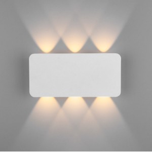 Настенный светодиодный светильник Elektrostandard 40138/1 LED белый a055776 Настенный светодиодный светильник Elektrostandard 40138/1 LED белый a055776